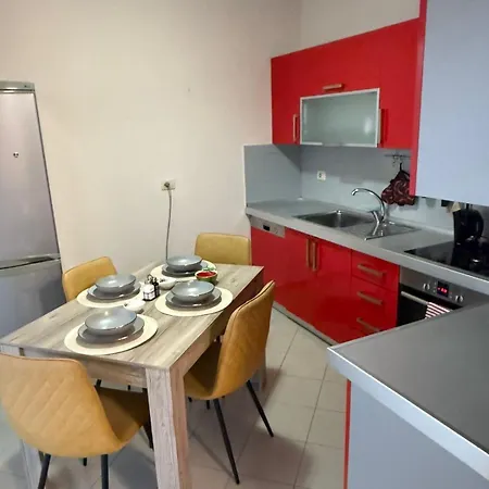 Cozy New Bazzar * Tirana