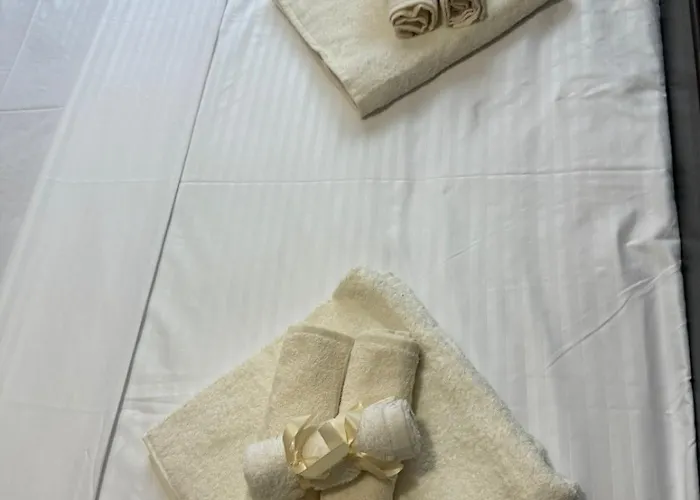 Cozy New Bazzar * 地拉那